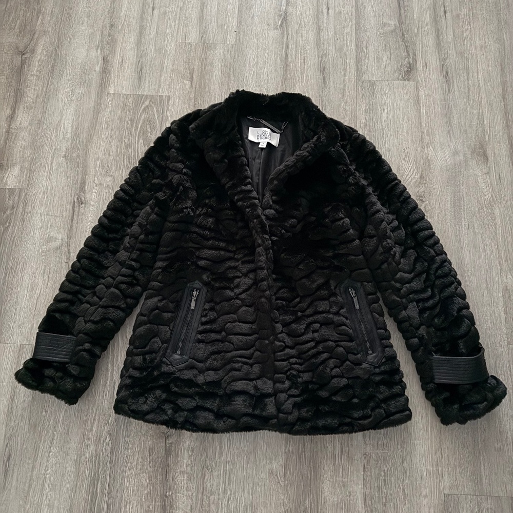 BADGLEY MISCHKA Womens Black Faux Fur Winter Coat Size Small Classy Party